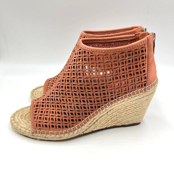 Vince Camuto Womens Coral Salmon Perf Leather Wedges Espadrilles Sandals Shoes - Picture 6 of 13